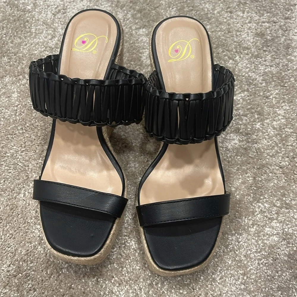 Wedges - Picture 2 of 3